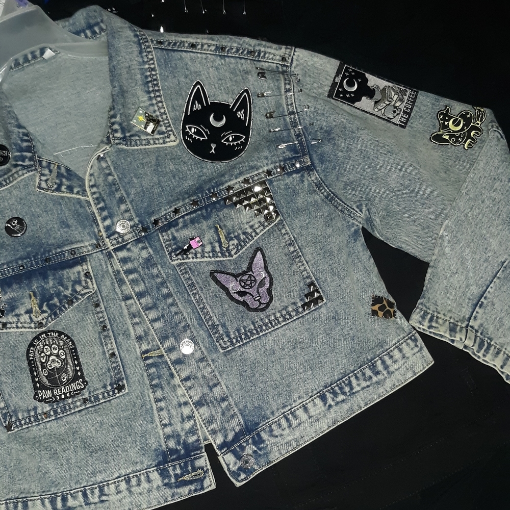 Upcoming!Quick update showing a few of the pieces to be photographed on the 15th - Picture 13 of 16
